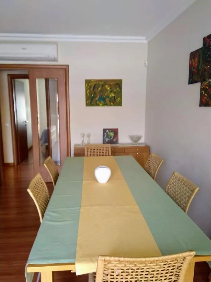 3-Bed Apartment In Town Centre With Beach Access! Tavira