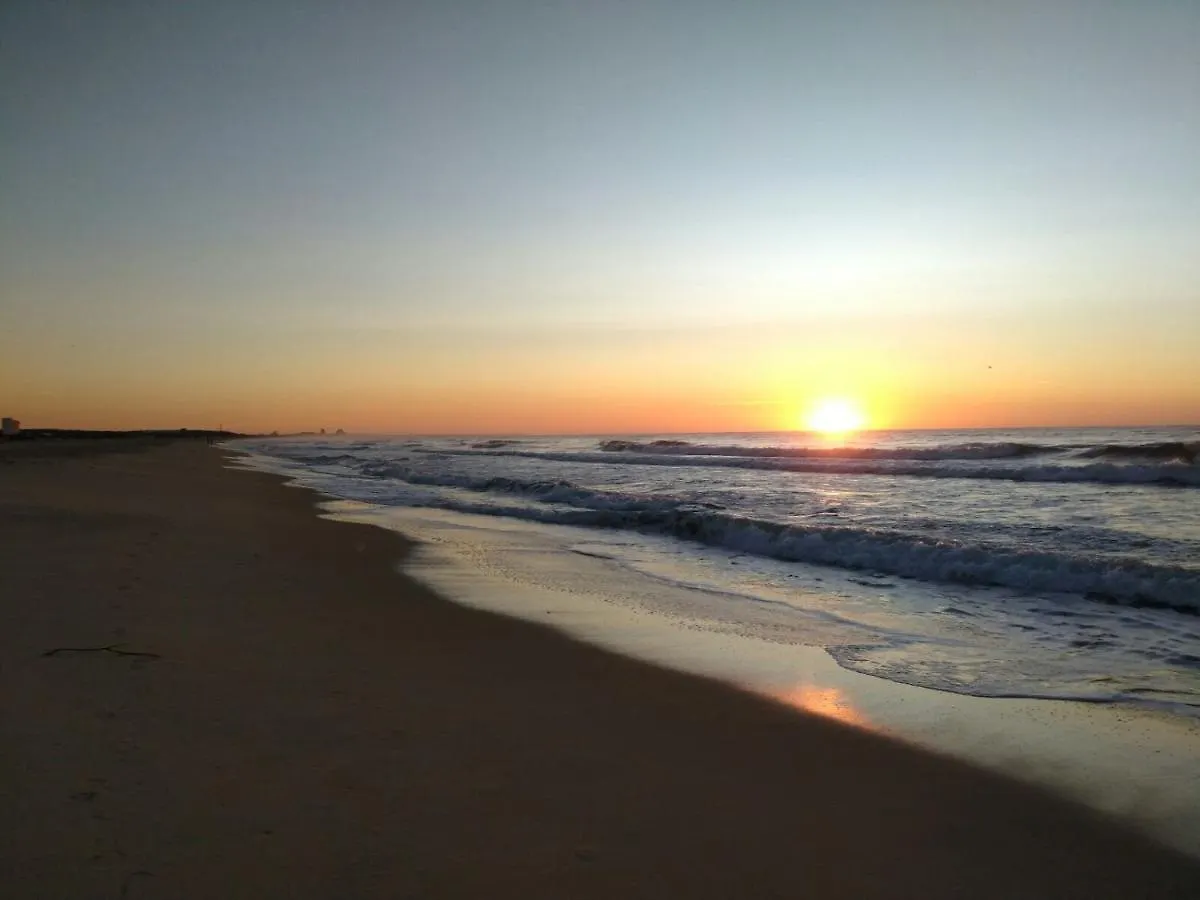 3-Bed Apartment In Town Centre With Beach Access! Tavira