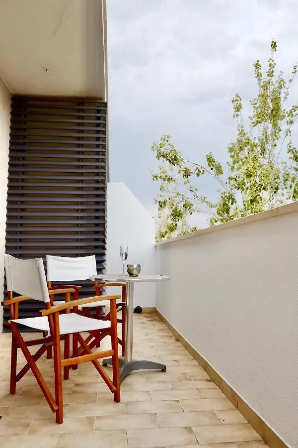 3-Bed Apartment In Town Centre With Beach Access! Tavira 0*,