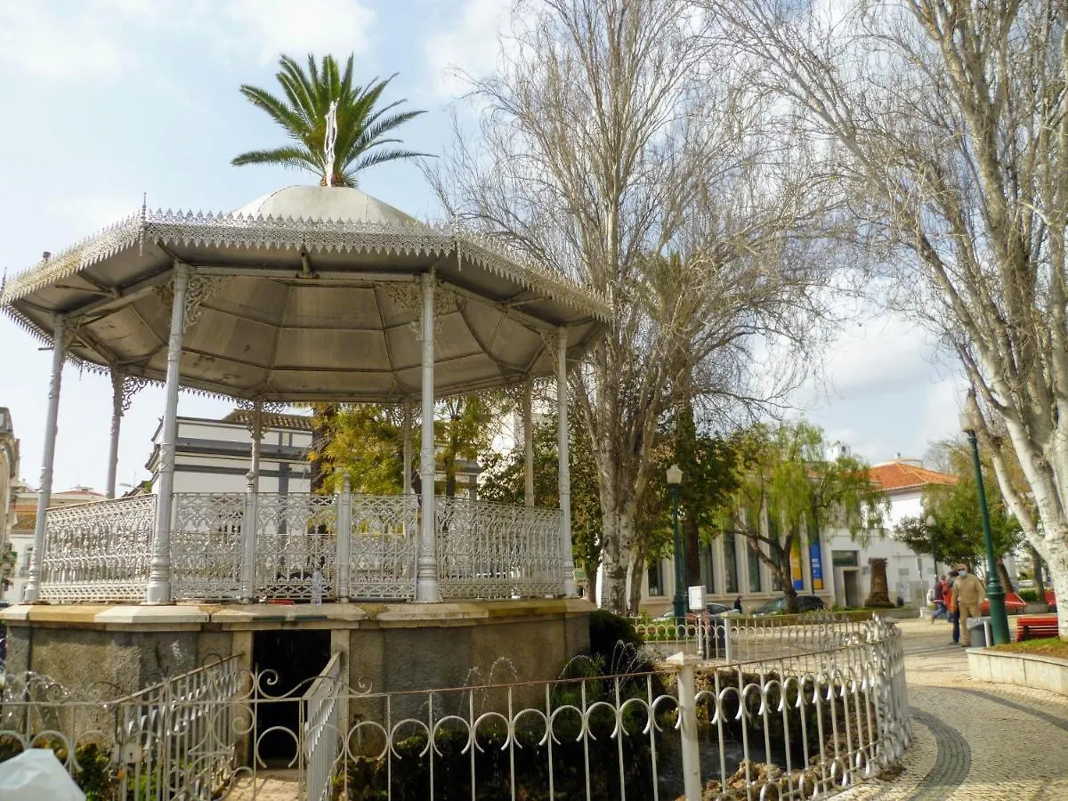 3-Bed Apartment In Town Centre With Beach Access! Tavira