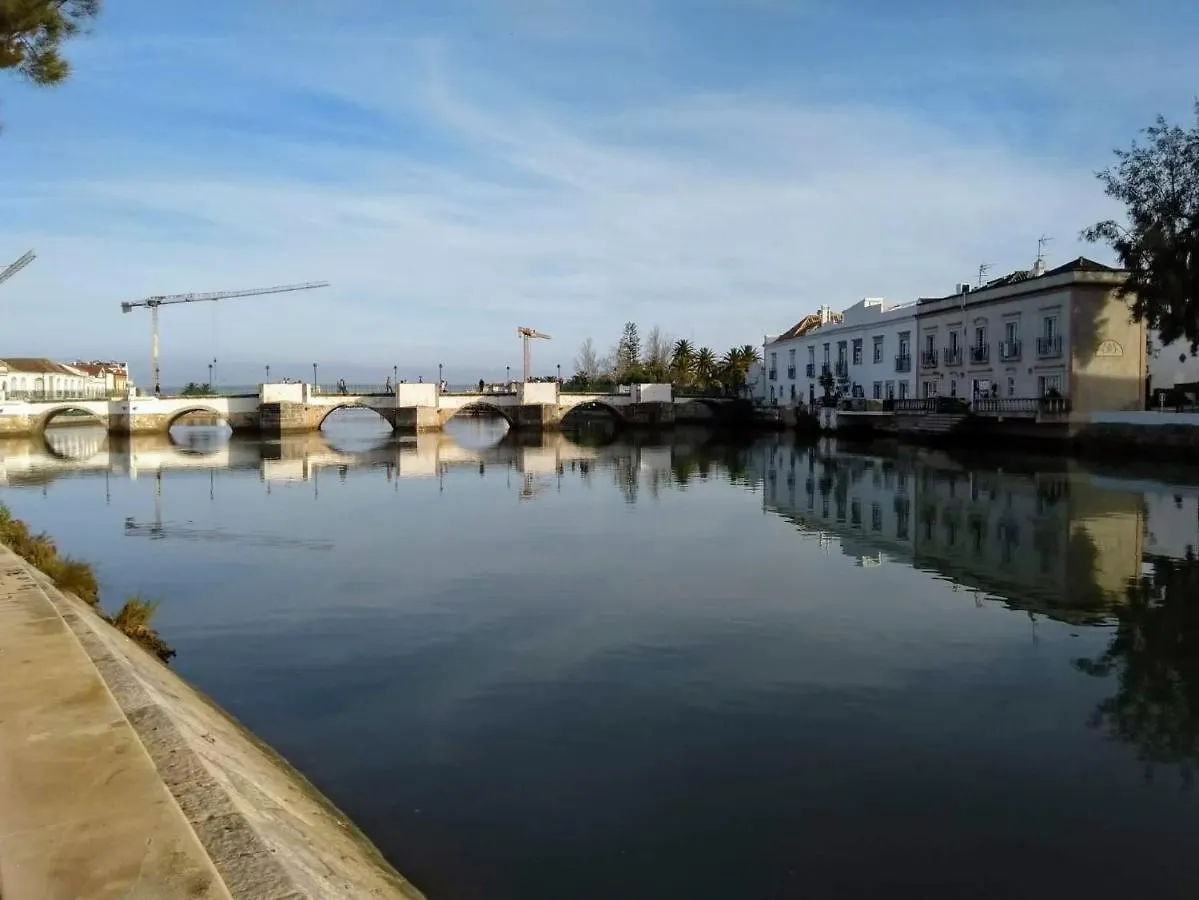 3-Bed Apartment In Town Centre With Beach Access! Tavira